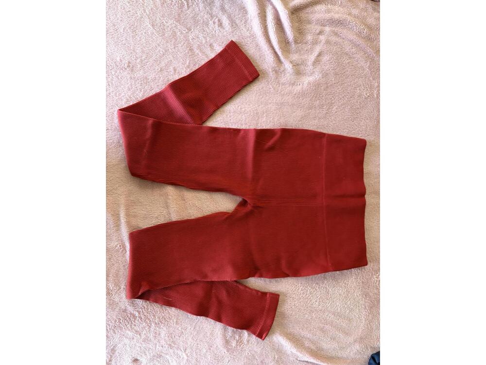 Betsey Johnson Red Ribbed Long Sleeve Crop Top Size M